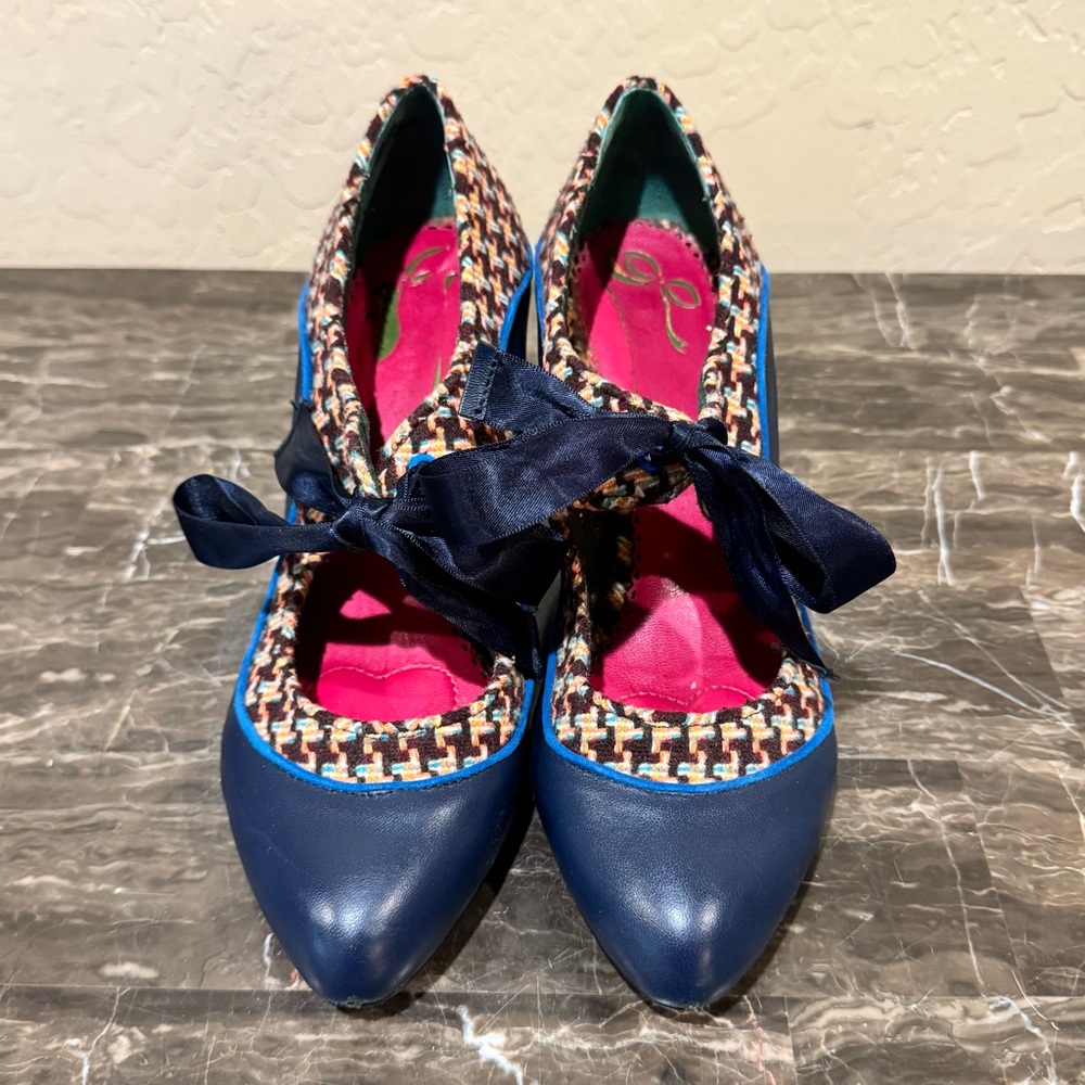 Poetic License Stand Out Blue Leather and Houndstooth Tweed Mary Jane Pumps - Picture 5 of 11